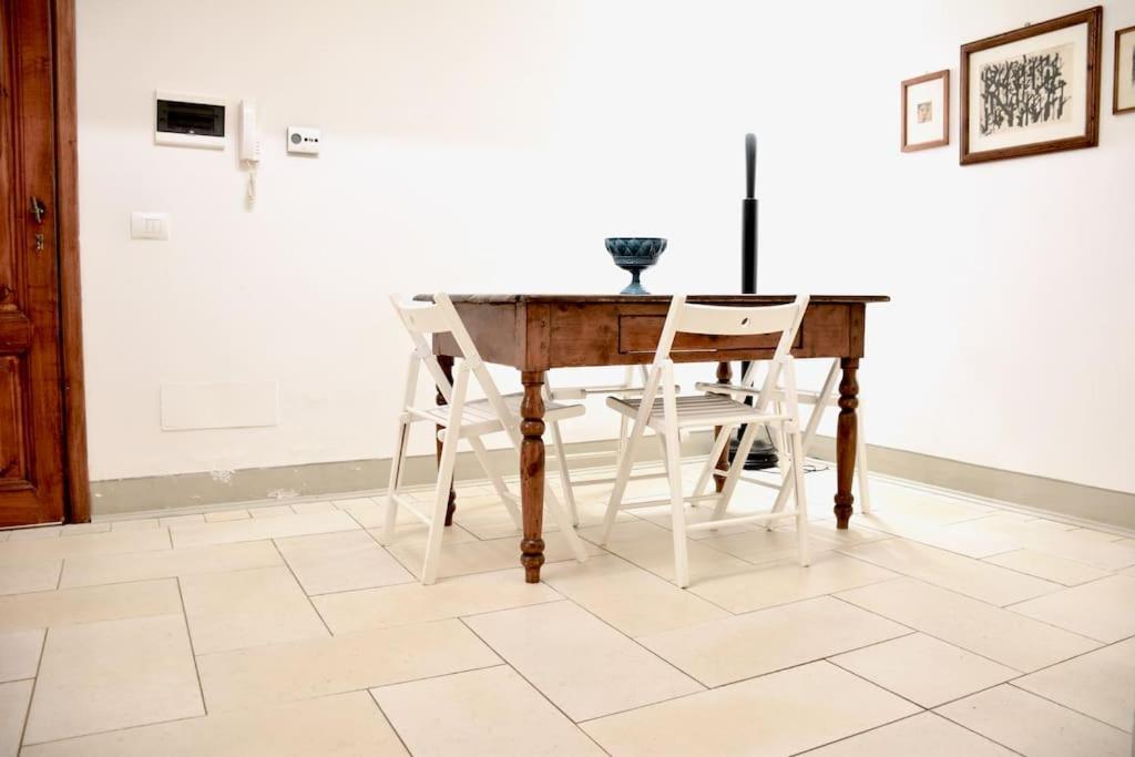 Belle Donne Historical Apartment - City Center Firenze Bagian luar foto