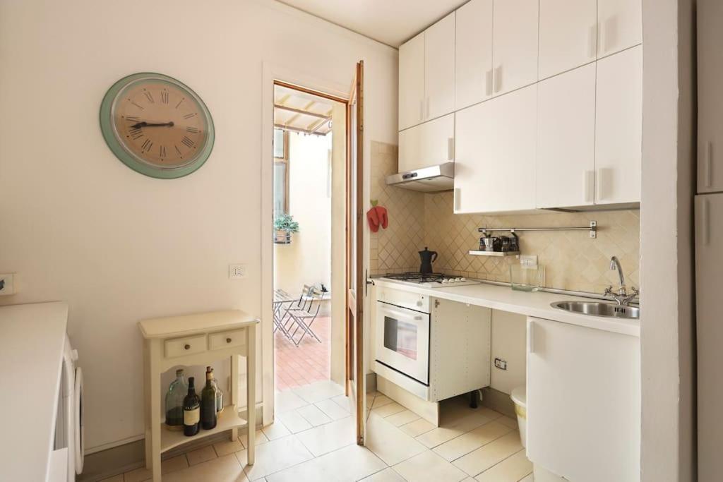 Belle Donne Historical Apartment - City Center Firenze Bagian luar foto