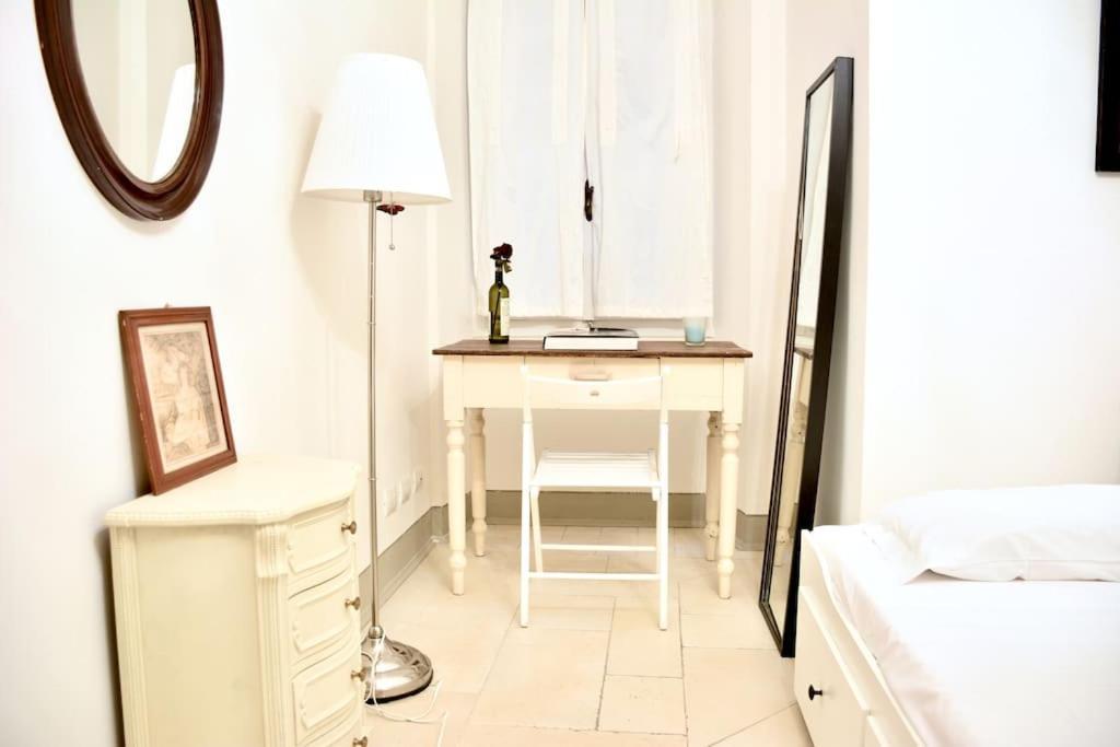 Belle Donne Historical Apartment - City Center Firenze Bagian luar foto